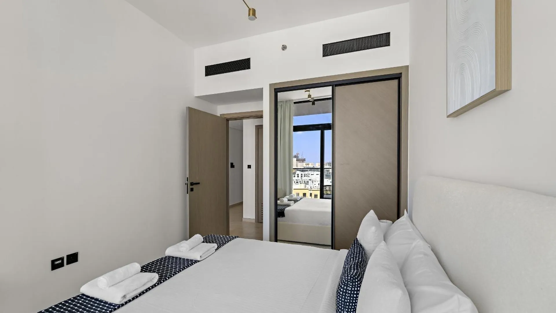 Vayk - Amazing 1Br Apartment In Jvc Dubai 0*,  United Arab Emirates